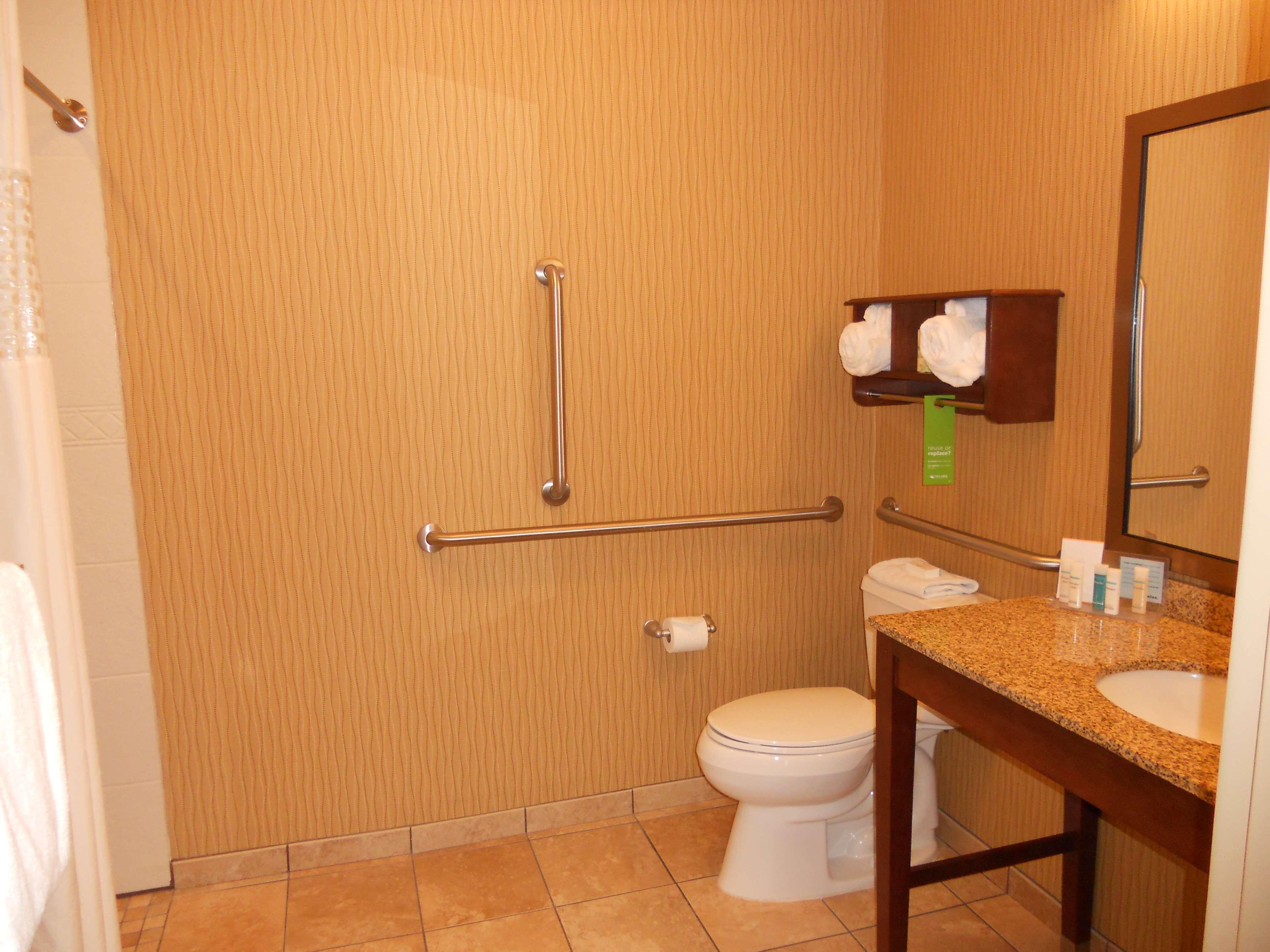 Hampton Inn & Suites Cincinnati / Uptown - University Area Exteriér fotografie