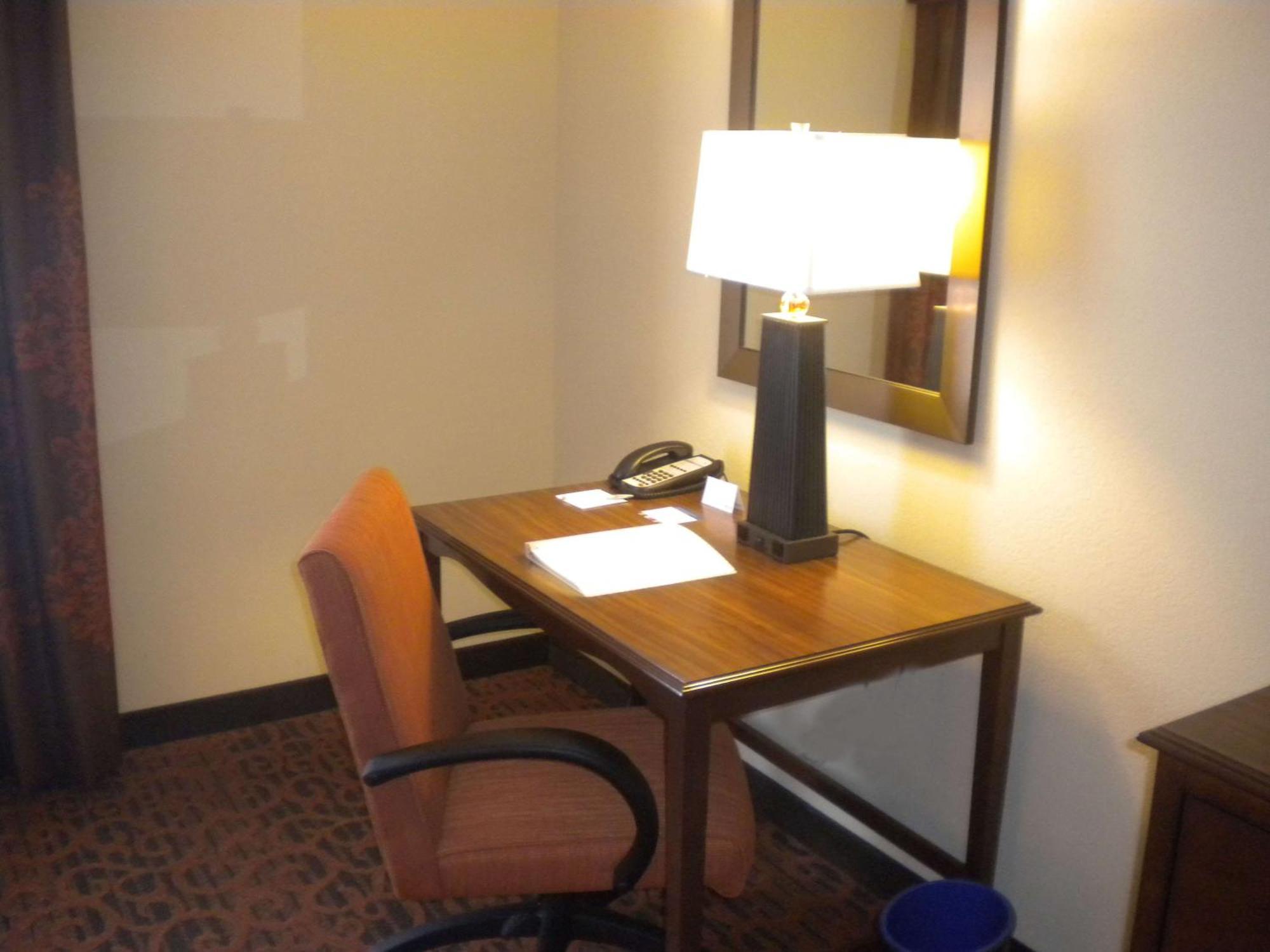 Hampton Inn & Suites Cincinnati / Uptown - University Area Exteriér fotografie